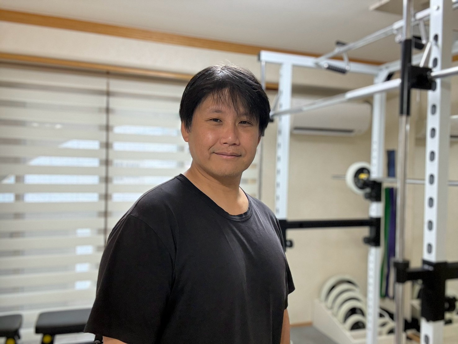 神戸三宮のパーソナルジムGRANdy代表トレーナー 阿部英明